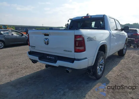 2022 Ram 1500 Laramie 4X4 5'7 Box из США, поврежденный, VIN 1C6SRFJT1NN108929